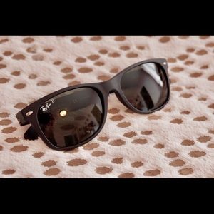 RayBan New Wayfarer Classic w/polarized lenses